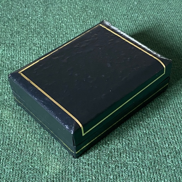 Colibri Gold Electroplated Keychain - Picture 16 of 16